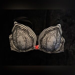 Victoria's Secret Black and White Lace Bra